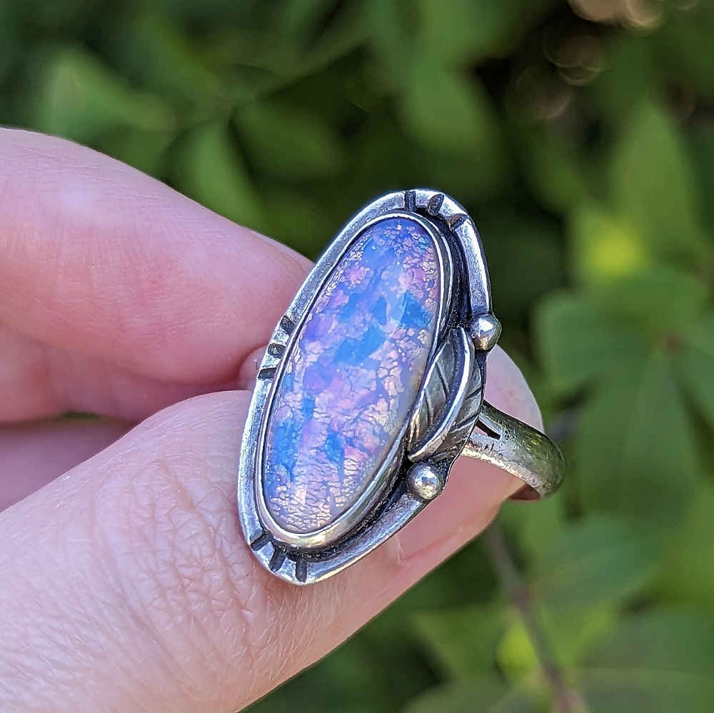 Vintage oval sterling silver 925 faux pink and blue opal ring Native American - Picture 8 of 8